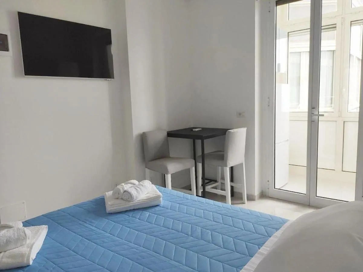 Mare Luna Apartment Bari Italia