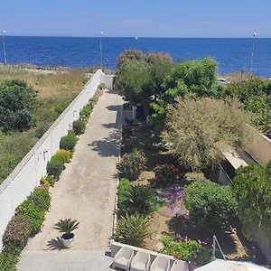 Apartman Seagull - Front And Sea View & Airport, Bari