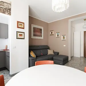 apartment-with-balcony-50-m-far-from-m1-pasteur.it-lombardy.com/